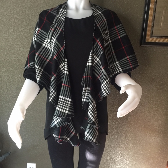 Boutique Accessories - Lightweight Shawl Various Wearing Abilities!